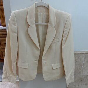 Classic Cream Blazer 100% wool